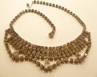 Lovely Vintage Drippy Rhinestone Necklace