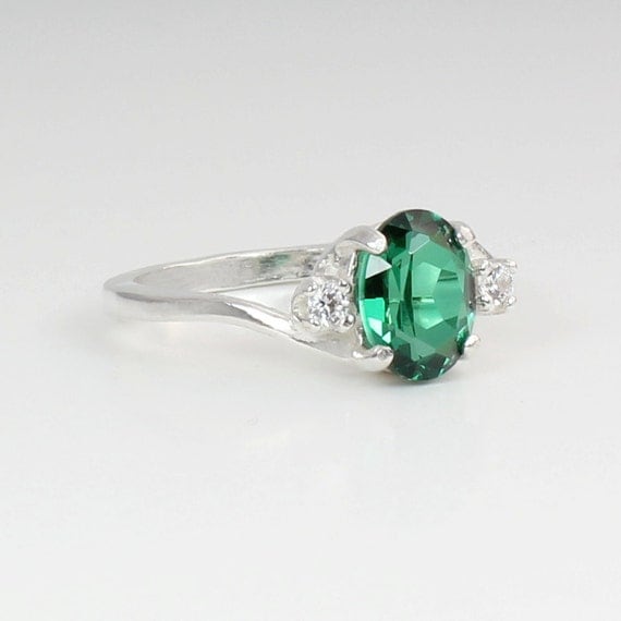 Emerald & Diamonds Sterling Silver Ring / Emerald Silver Ring