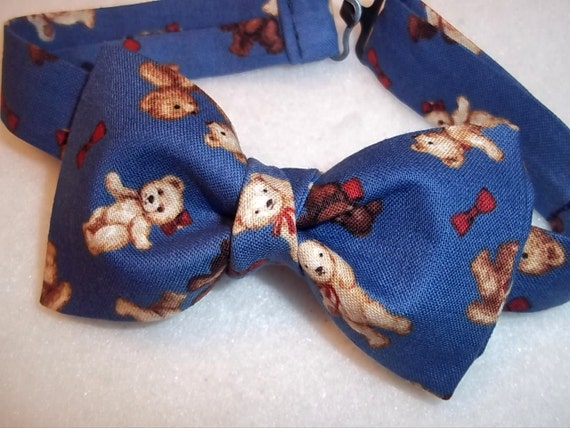 teddy bear bow tie pattern