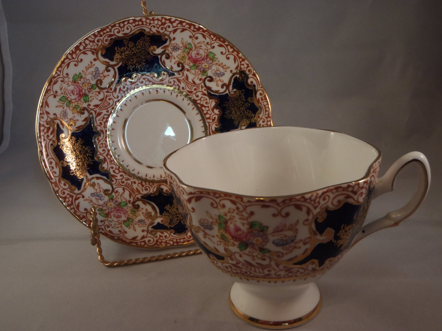 Vintage Salisbury Fine Bone China Tea Cup and Saucer Set