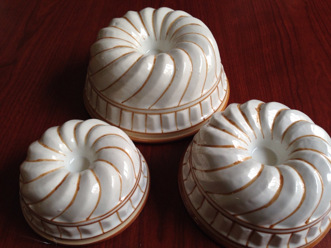 Set of 3 vintage ceramic molds/wall hanging