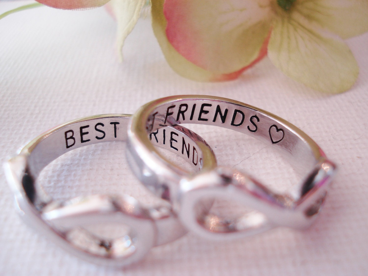 Set of 2 EA Infinity Ring Silver BEST FRIENDS custom engraved