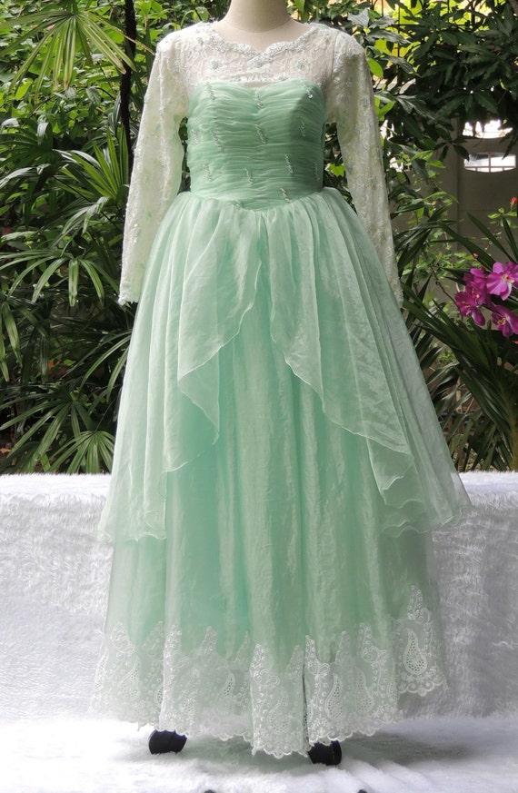 Vintage Mint Green Bridesmaid Dresses 9