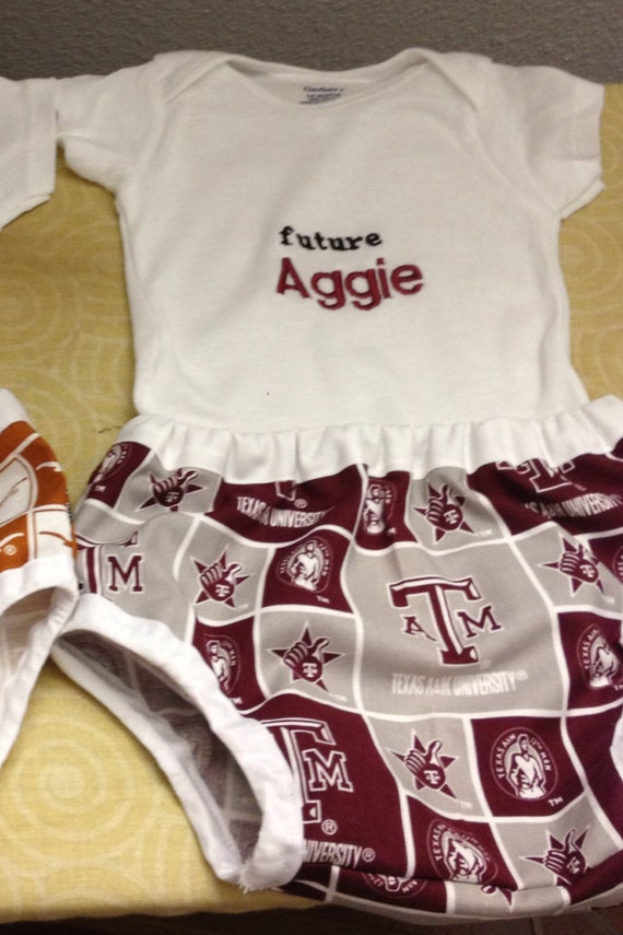 Items similar to Texas A&M Aggie University Boy or Girl Baby Clothes on