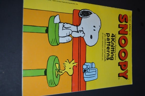 Patons Snoopy Knitting Patterns for Adults Pattern Book