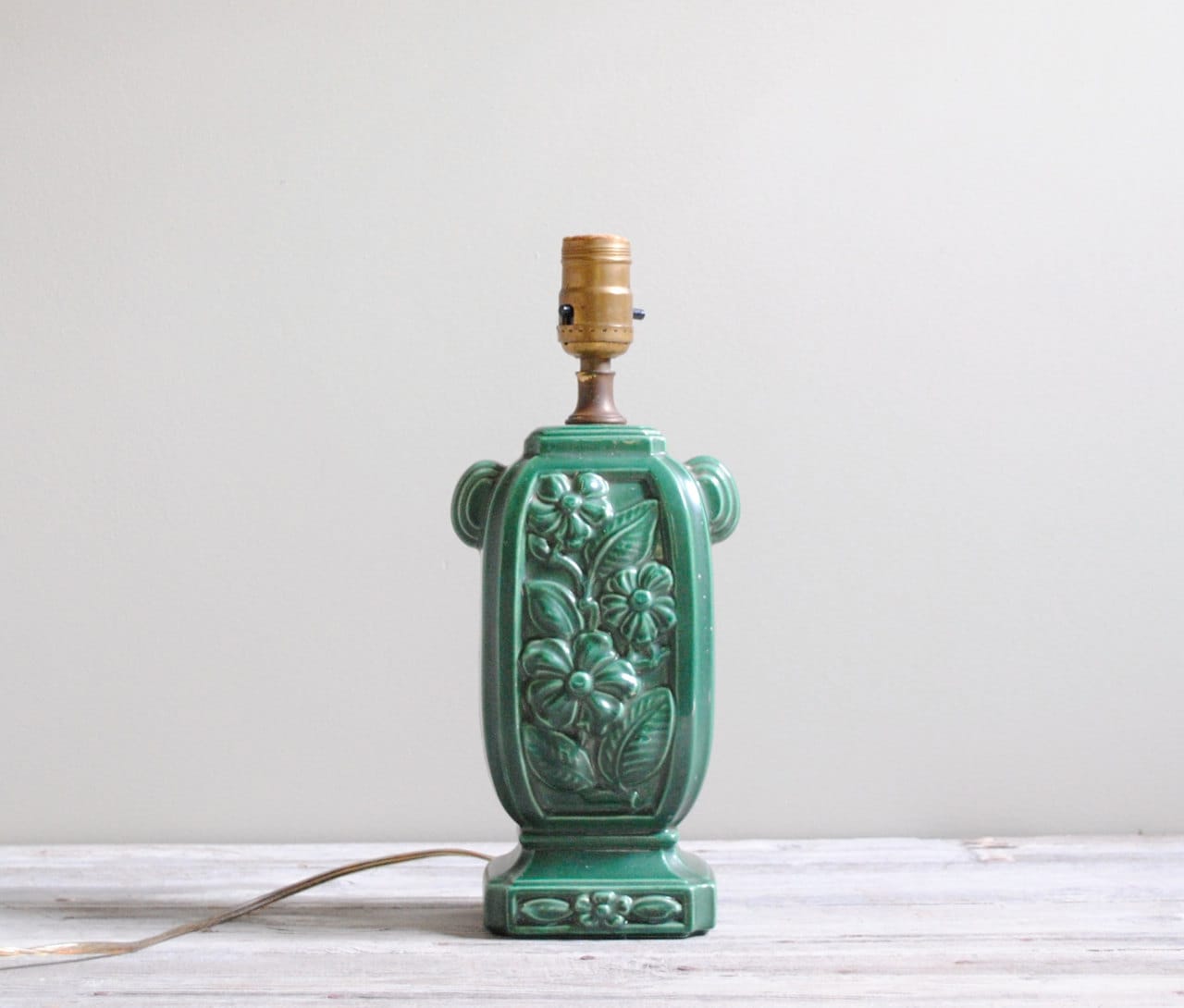 Vintage Green Ceramic Table Lamp