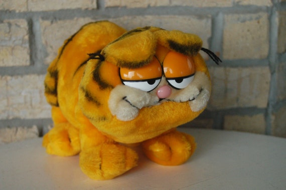 giant stuffed garfield