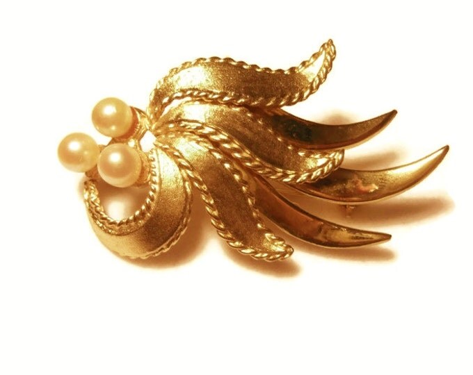 FREE SHIPPING Brooks leaf brooch, three pearl design brushed and satin brooch, gold plate