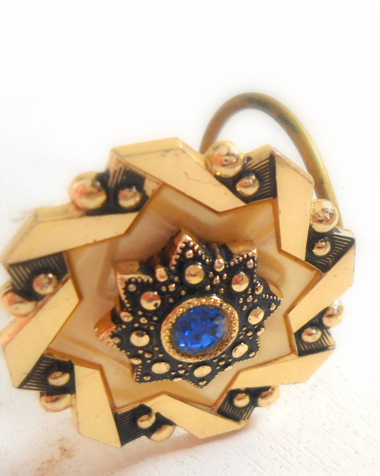 gold scarf clip vintage scarf clip chunky round clip with blue stone
