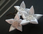 White Flowers- Set of 3- Ribbon Flowers- Bobby Pins- Hair Fashion Accessory- Wedding- Christmas- Holiday- Stocking Stuffer- CassieVision