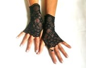 Black lace gloves  fingerless gloves lace armwarmers black gloves free ship
