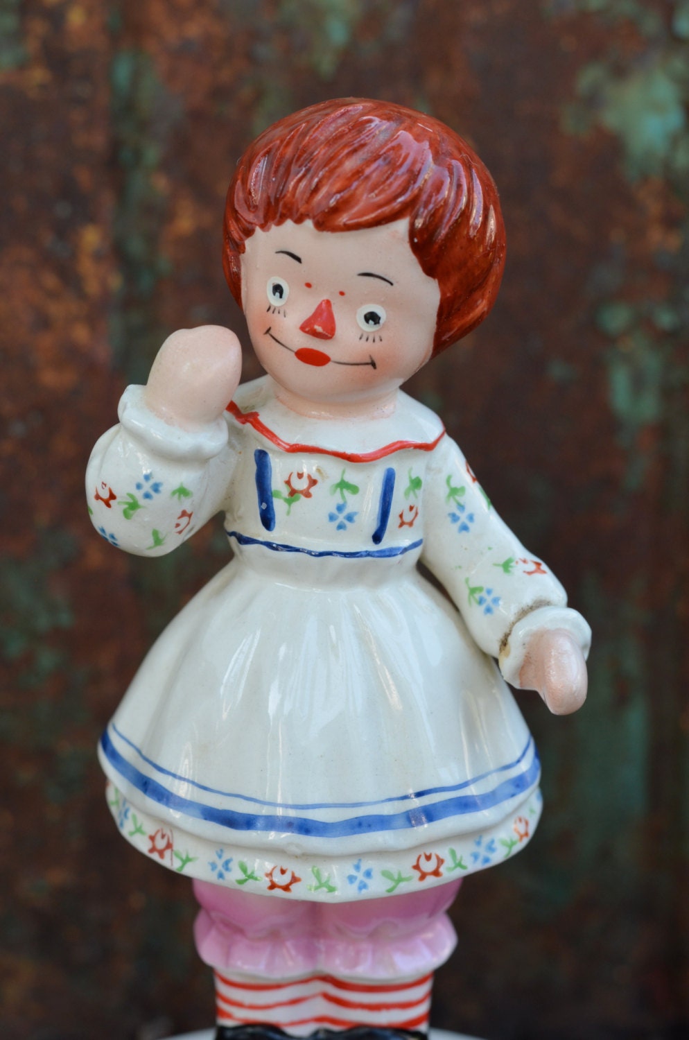 1971 RAGGEDY ANN Music Box The BobbsMerrill Co. by Oldgreenlion