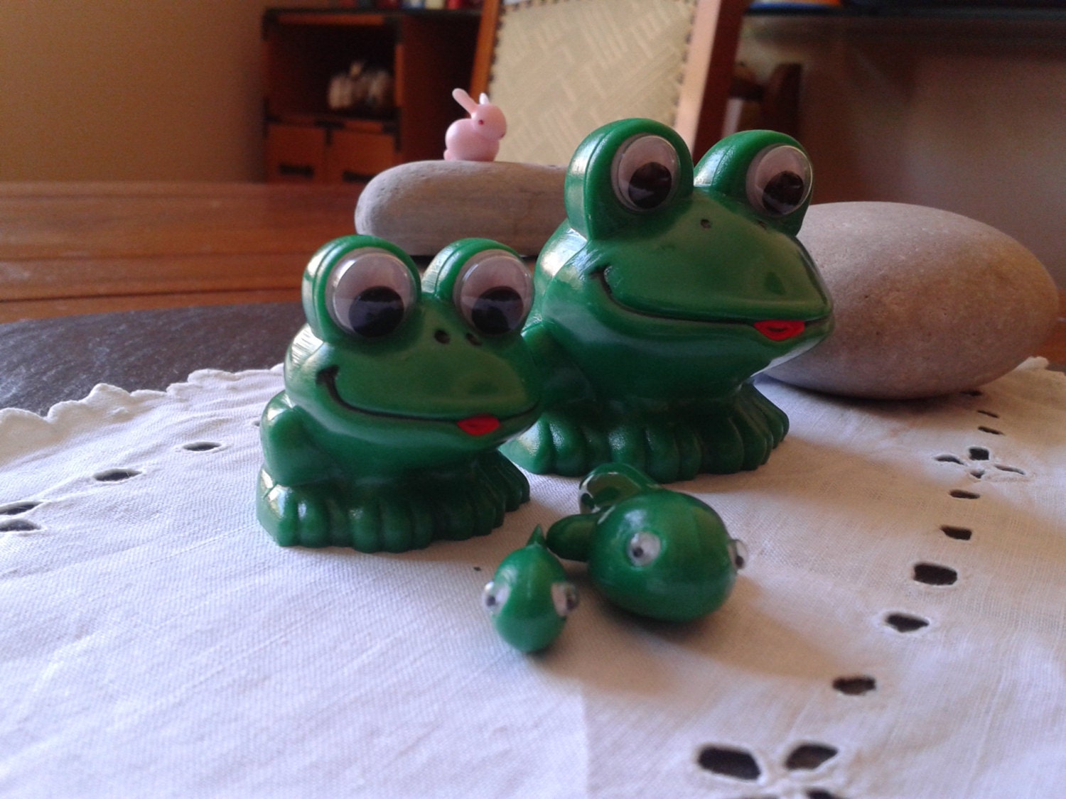 vintage 8090s Frog Cycle nesting Educational pocket Toy frog