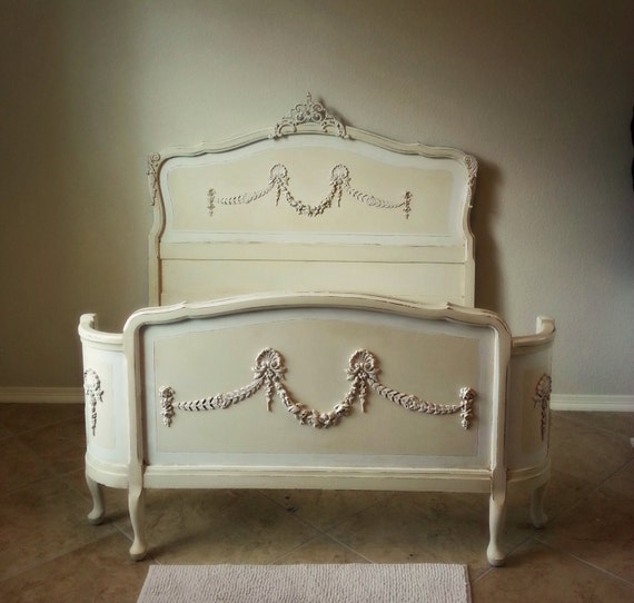 Ornate Antique 1900's French Double/ Full size Bed.