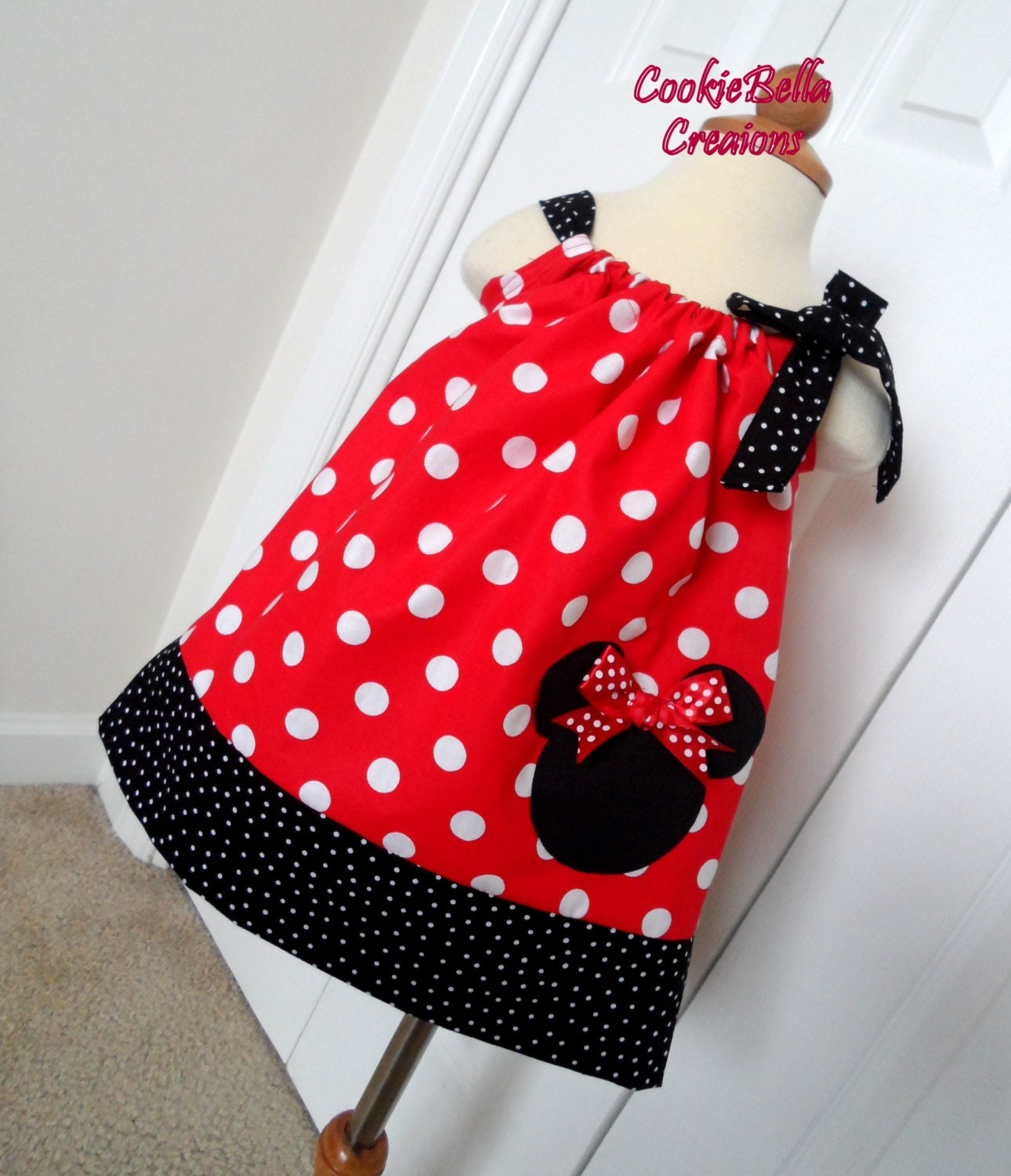 red polka dot minnie mouse