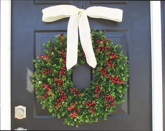 THIN Boxwood Red Berries Christmas Wreath- Holiday Wreaths- Winter Wreath- Holiday Decor- Christmas Decor- Christmas Decoration- 14-24 inch