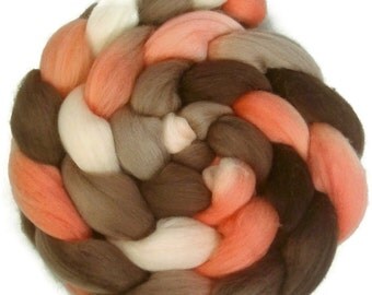 Handpainted Polwarth Wool Roving - 4 oz. RETRO GIRL - Spinning Fiber