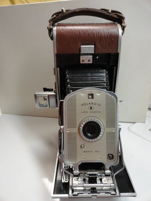 1950s polaroid land camera model 95B by DAILEYSHOPPER on Etsy