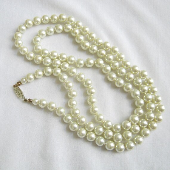 Vintage LONG Glass Faux Pearl Necklace by MyVintageJewels on Etsy