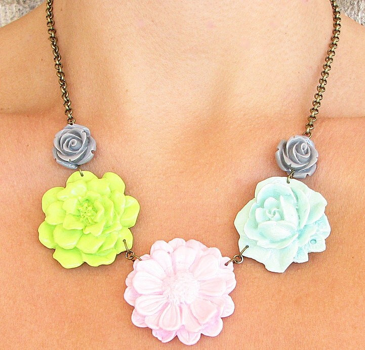 Flower Necklace Bridesmaid Jewelry Pendant Necklace by zafirenia