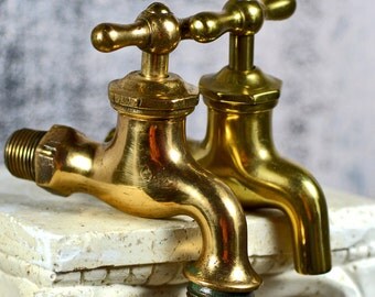 vintage brass water faucet... Home Decor... t 11 L