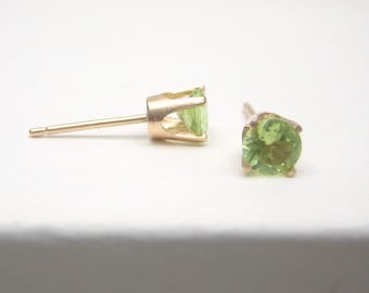 Peridot 14K Gold Stud Earrings - Solid 14K Gold - Gold Earrings - 3 mm 4 mm 5 mm - Post Earrings - Peridot Earrings - Birthstone Earrings