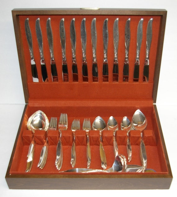 Silver Plate Silverware Oneida 1959 Winsome I Pattern 67