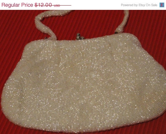 CUSTOMER APPRECIATION Vintage Shiney Night On The Town Heavily Beaded Clutch Bag By Le Regal