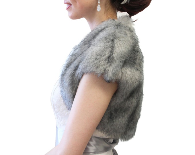 Easter Sale Faux Fox Fur Bridal Bolero Crop Jacket, Faux Fur Shrug, Faux fur Coat Grey Chinchilla