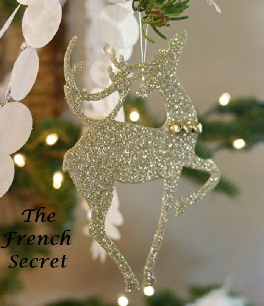 Chic Christmas 6 Platinum Silver Reindeer Ornament Tree Decor Shabby Xmas French Country Cottage Wreath Centerpiece Home Mantel