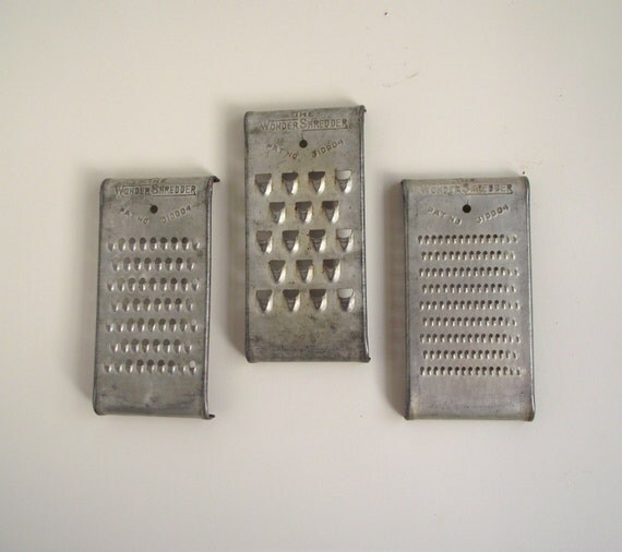Antique Wonder Shredders 3 Grater Set Metal Kitchenware Food