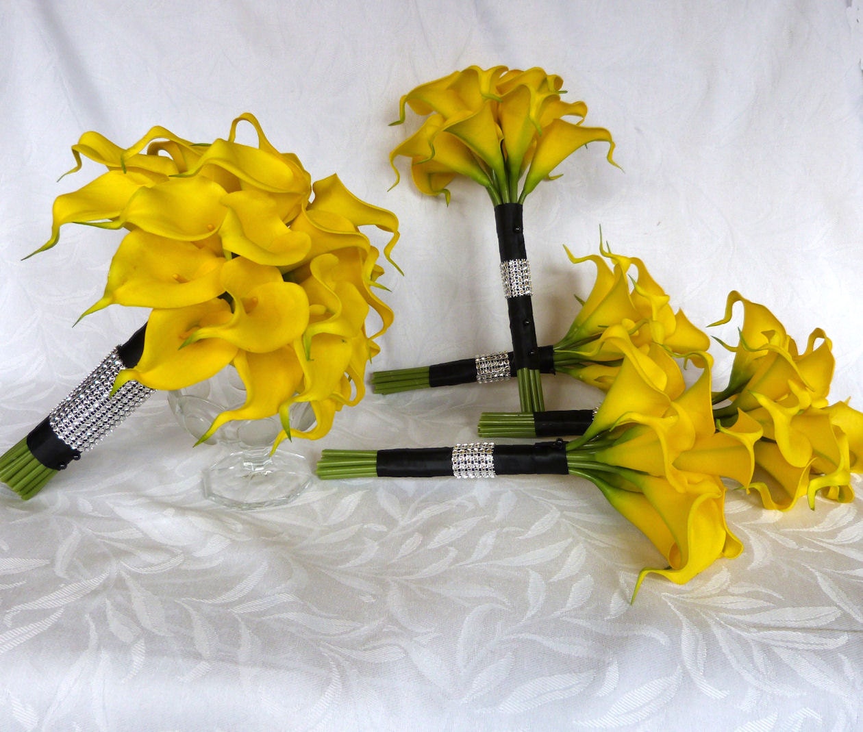 Real touch mini yellow calla lily bridal bouquet