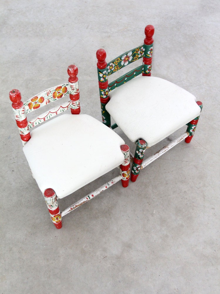 vintage kids chairs / hand painted mexican folk art chairs