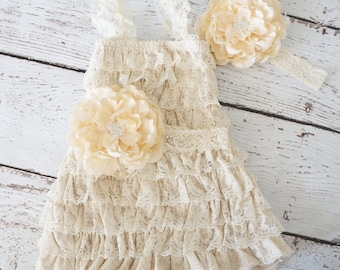 Lace Flower Girl Dress - Flower Dress - toddler dress - baby Dress - Lace Dresses - flower girl dresses - Lace ruffle dress - Petti Dress