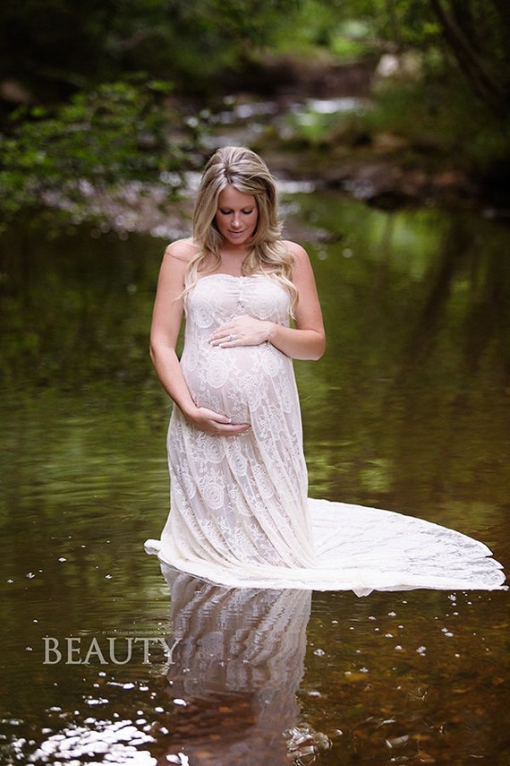 Items similar to Maternity Photo Shoot Dress Lace Wrap 