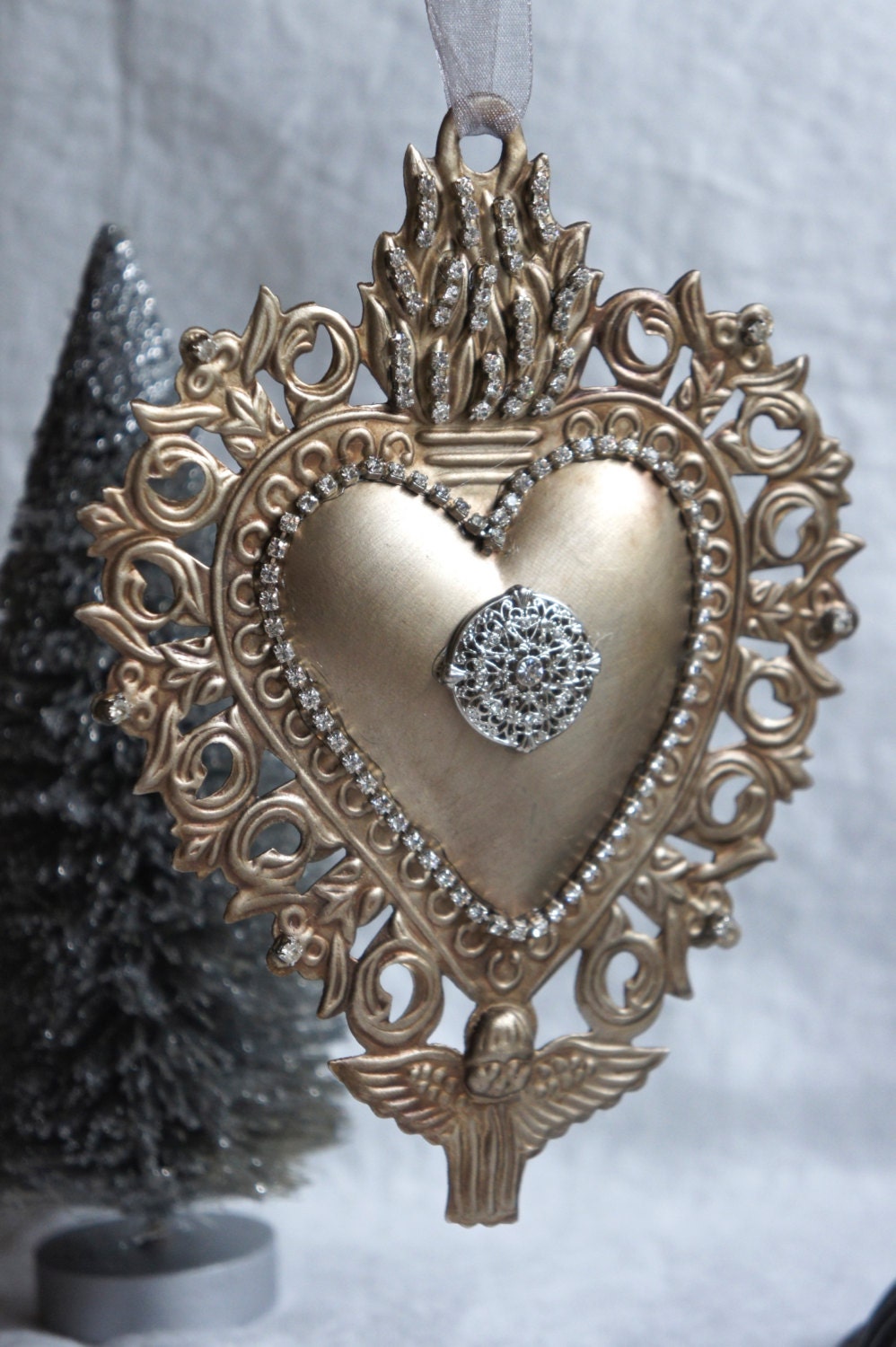 ex voto sacred heart ornament christmas ornament ex voto ex voto sacred heart ornament christmas ornament ex voto