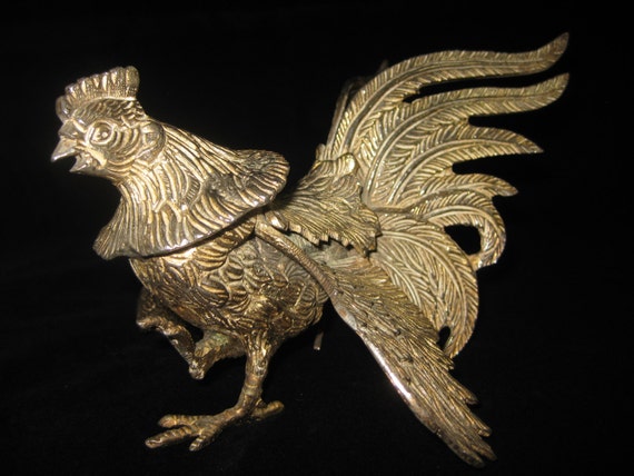 fighting rooster figurine