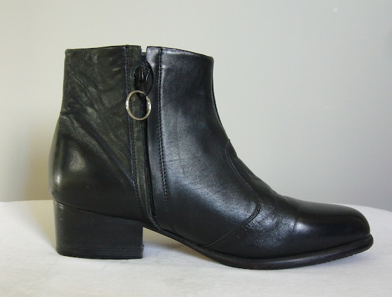 Vintage BLACK BEATLE Boots/CHELSEA by clotheslinesvintage on Etsy