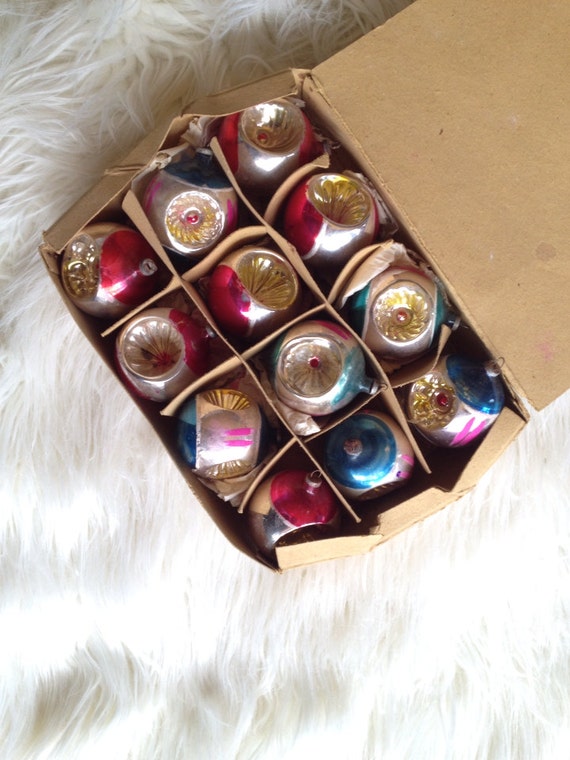 Vintage christmas ornaments 12 count made in occupied Japan