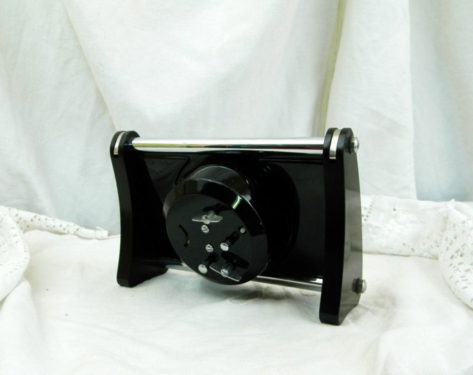 Working Vintage Mid Century French Postcard Mechanical Alarm Clock, 1960s Wind Up Clock with Coastal Scene from France, Brittany Picture Working Vintage Mid Century French Postcard Mechanical Alarm Clock, 1960s Wind Up Clock with Coastal Scene from France, Brittany Picture