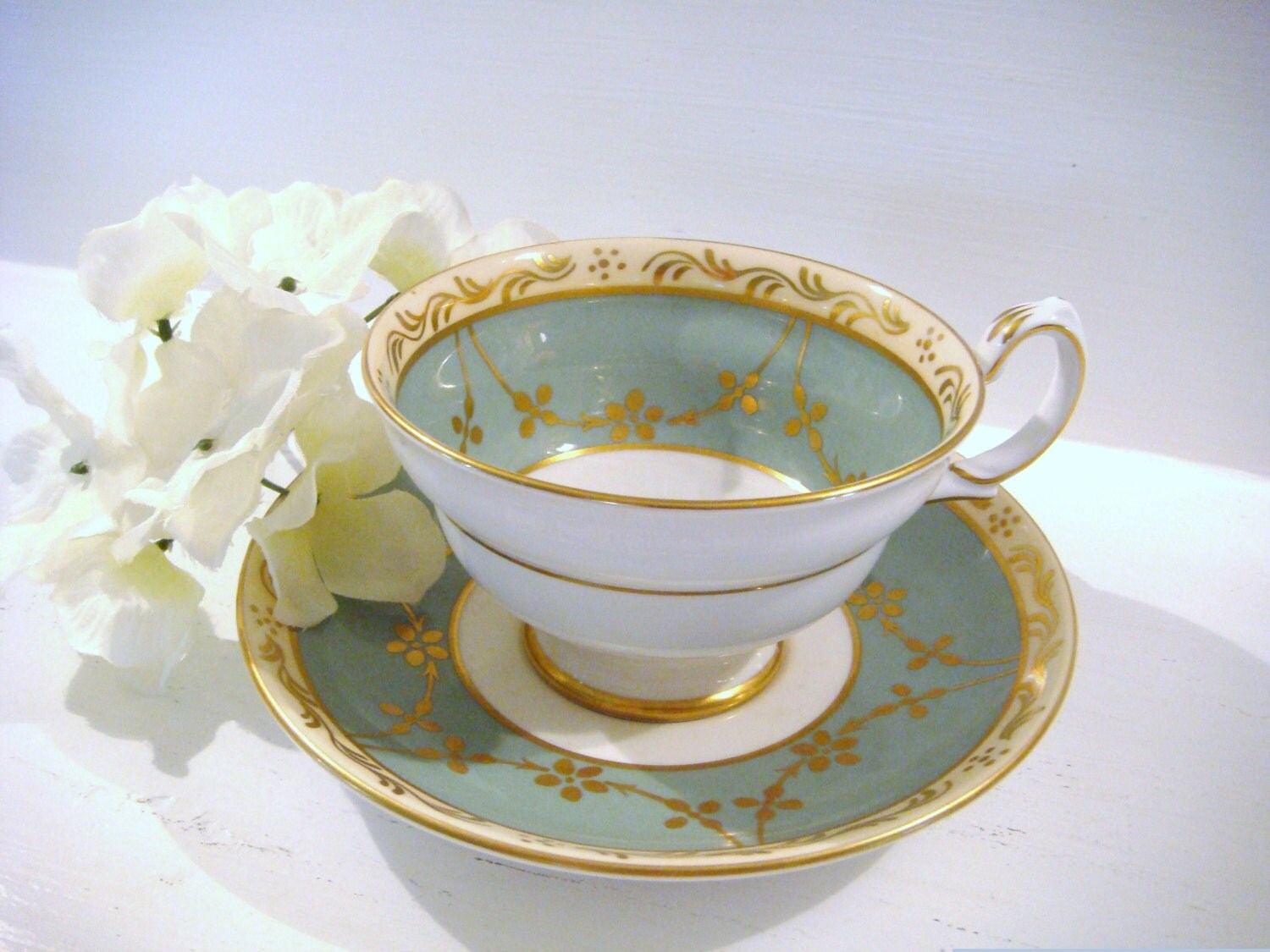 vintage green tea cup and saucer grosvenor tea cup