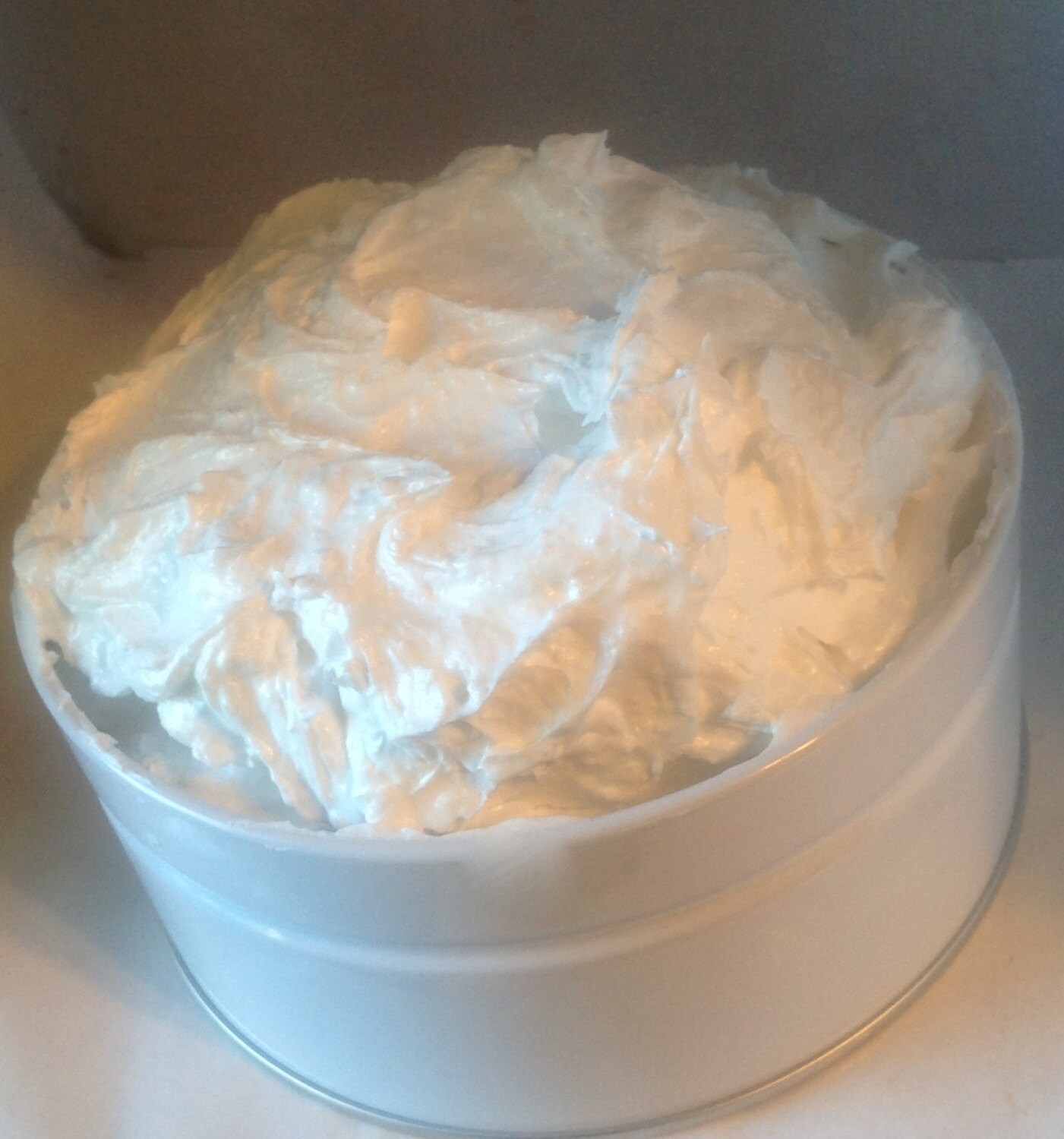 Foaming Whipped Cream Soap Bath Whip with Sweet Almond Oil
