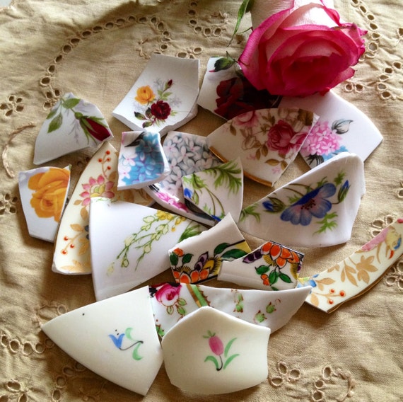 Vintage Broken china picture pieces for jewellery making.
