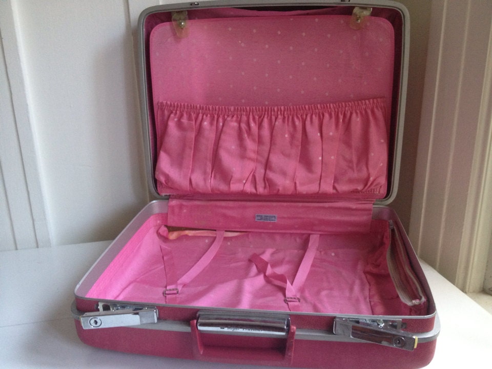 Vintage Bubblegum Pink Suitcase by Royal Traveller