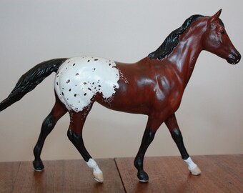 Bay blanket Appaloosa hand-painted Breyer horse-classic scale