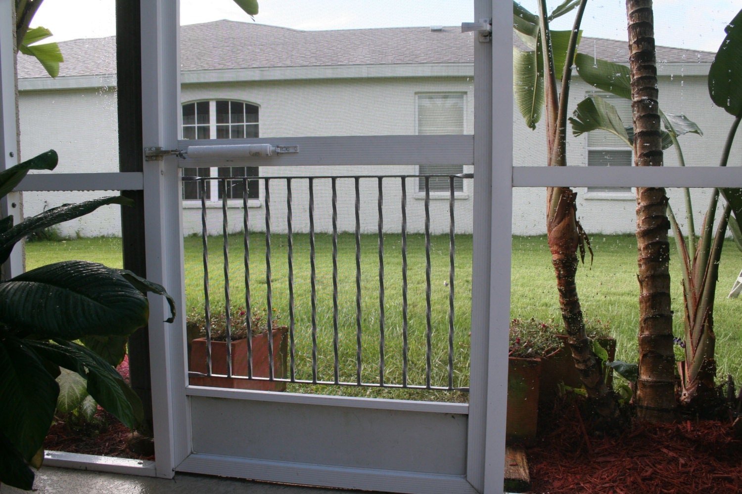 Half Screen Door Grille Gate Style Simple by