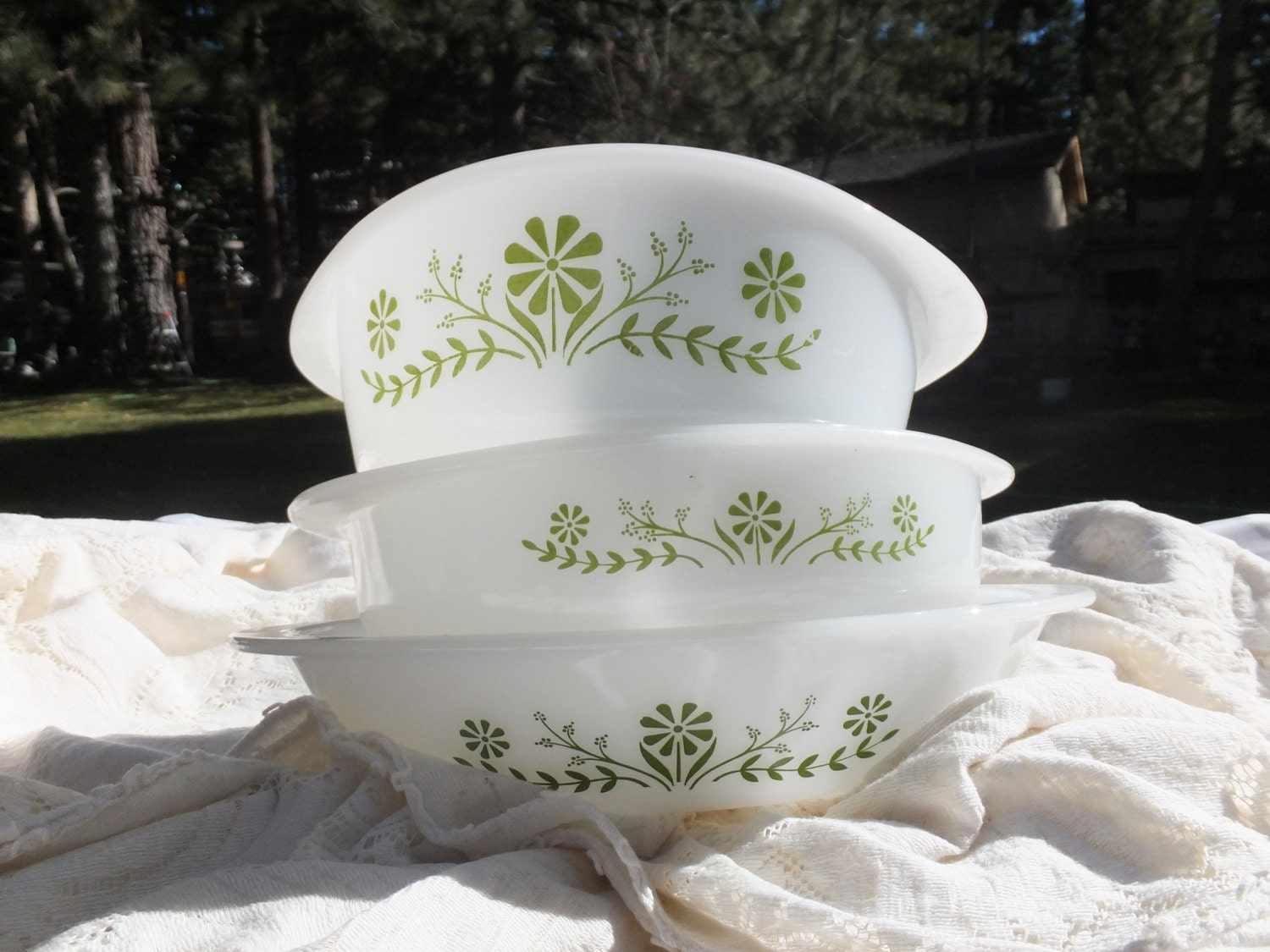 Vintage Glass Bake Casserole DishesGreen Daisy Pattern