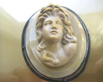 antique cameo glass brooch. 1920 antique Cameo Vintage antique Cameo jewelry