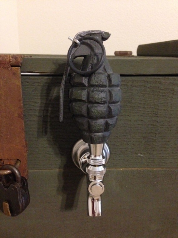 Beer tap handle American MK II pineapple grenade