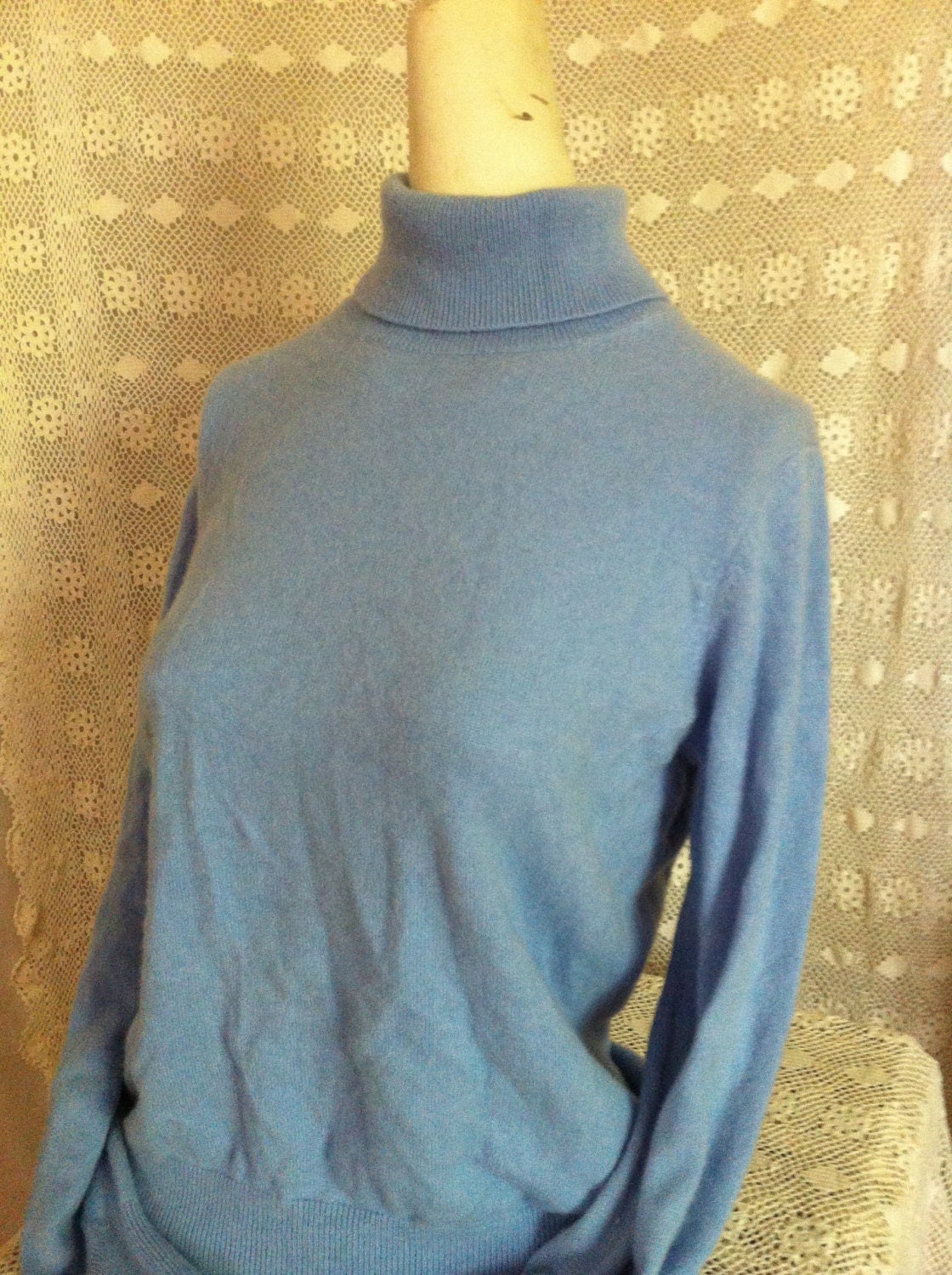 Vintage Cashmere Women's Baby Blue Turtleneck Sweater